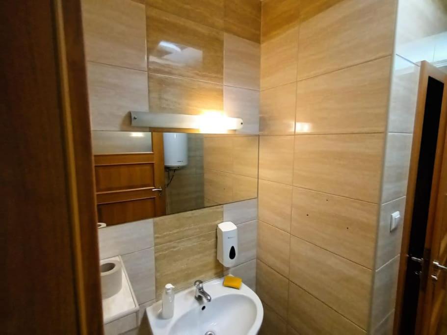 Fantastic Zg - S4 Pokoj 203 Zelená Hora Exteriér fotografie